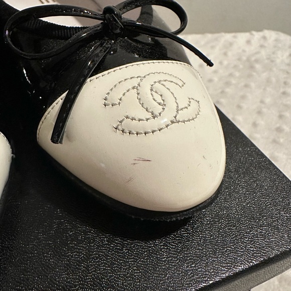 Chanel patent leather ballet flats - Picture 6 of 6